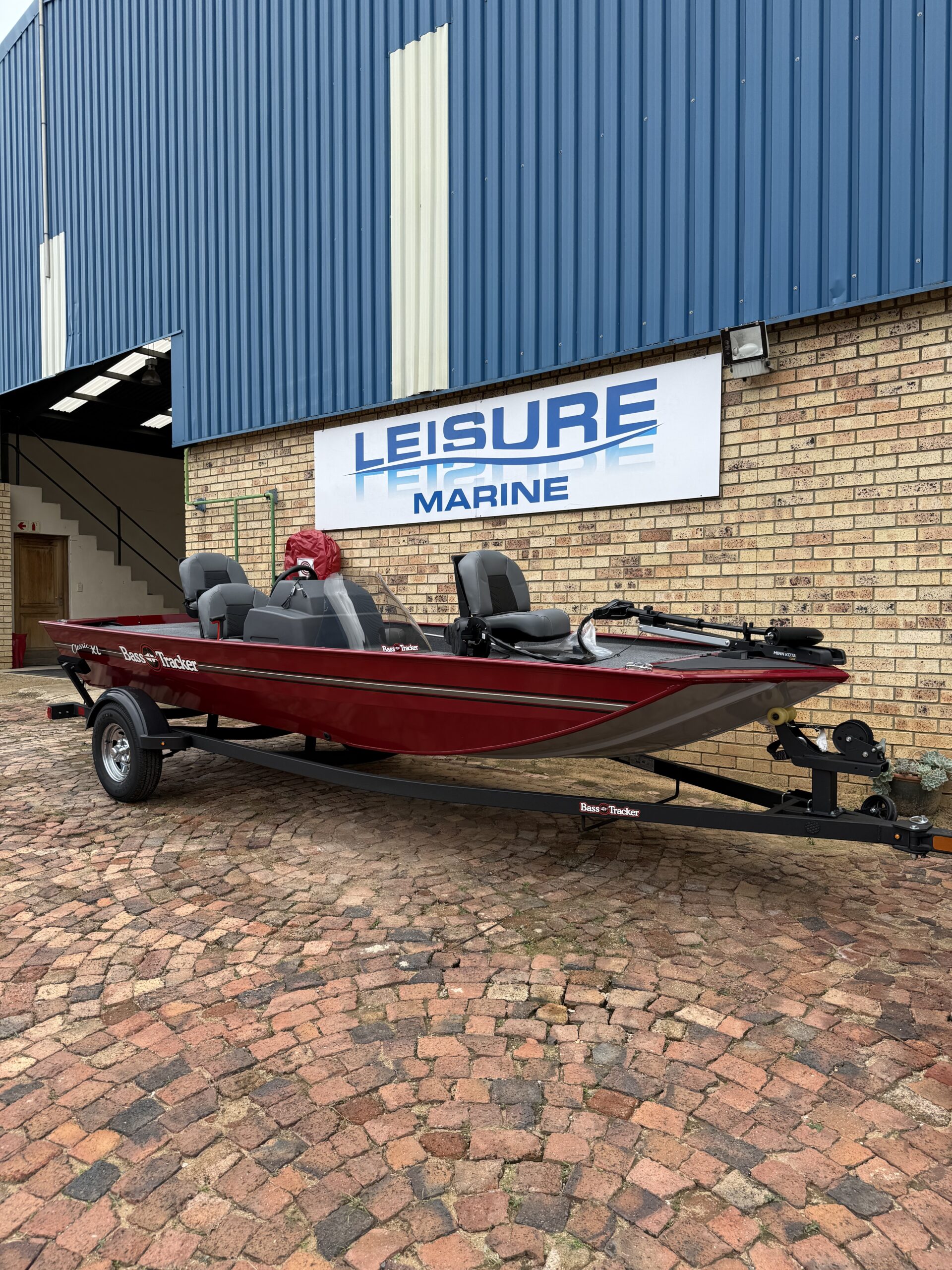 Bass Tracker Classic XL
