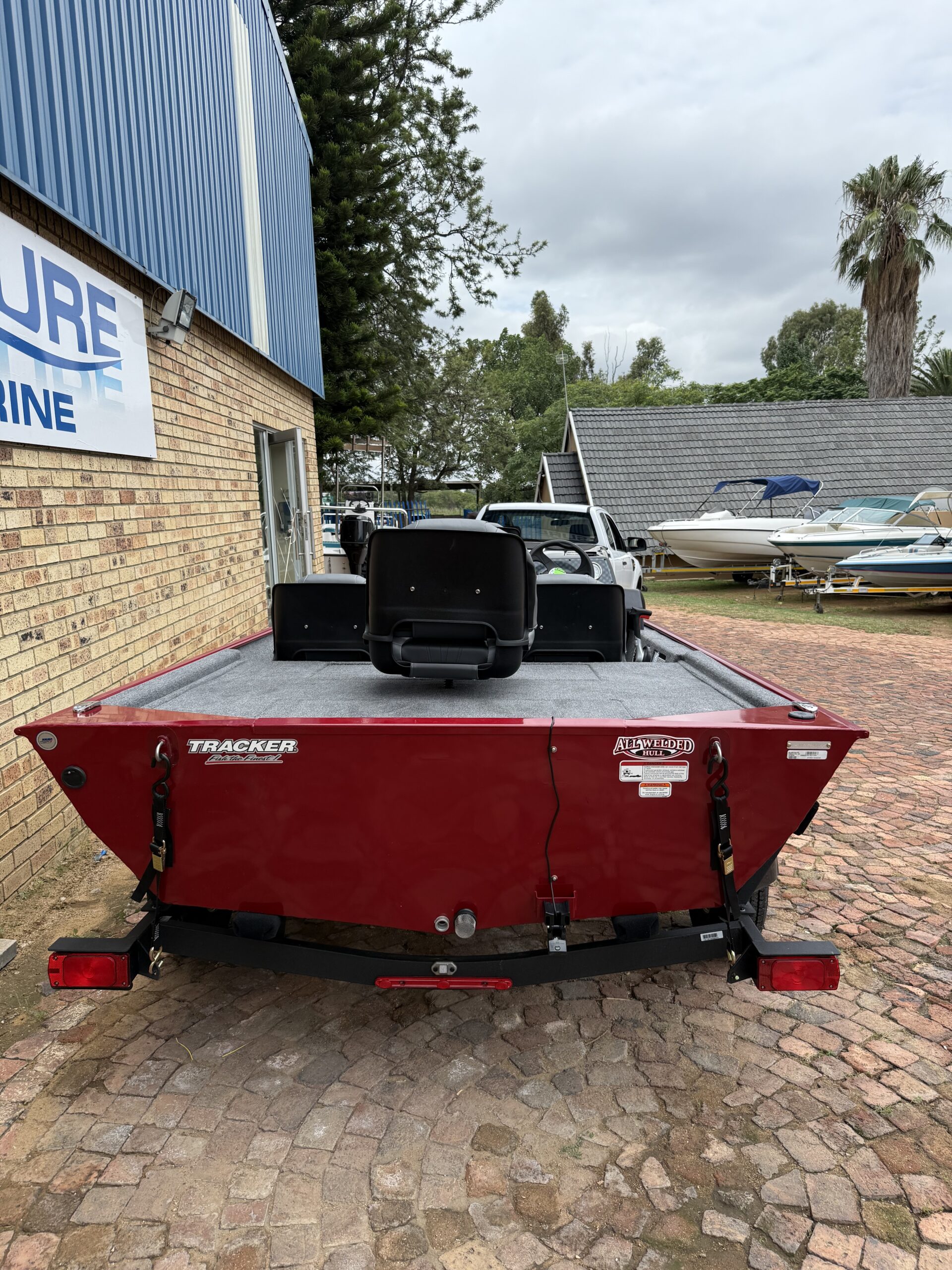 Bass Tracker Classic XL - Image 4