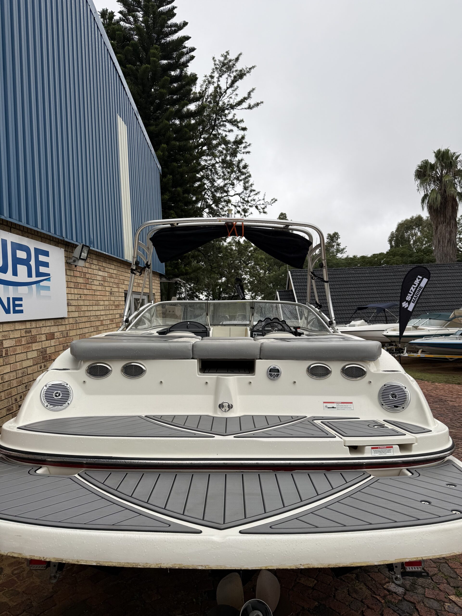 Bayliner Flight Series F-23 - Image 5