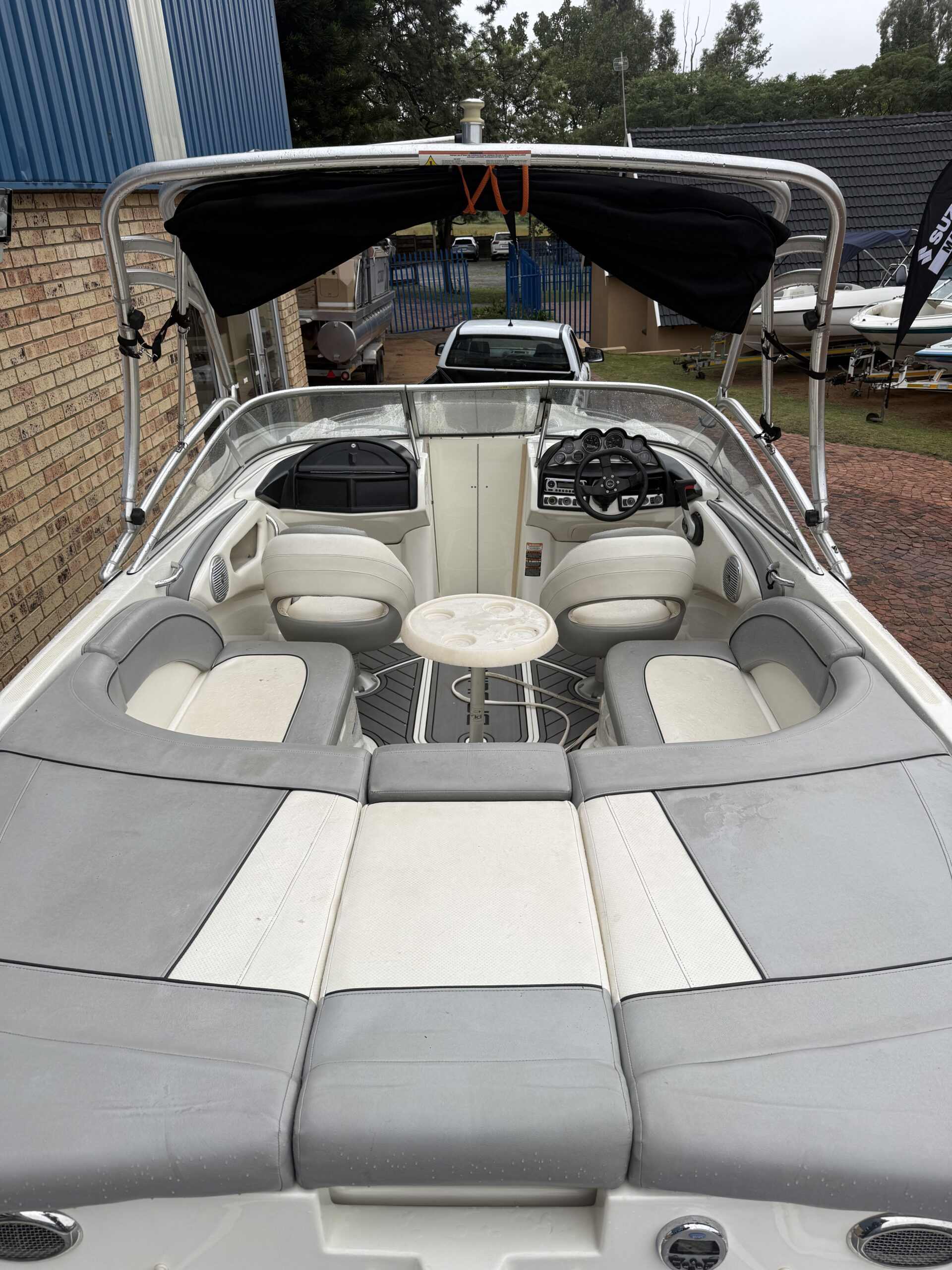 Bayliner Flight Series F-23 - Image 6