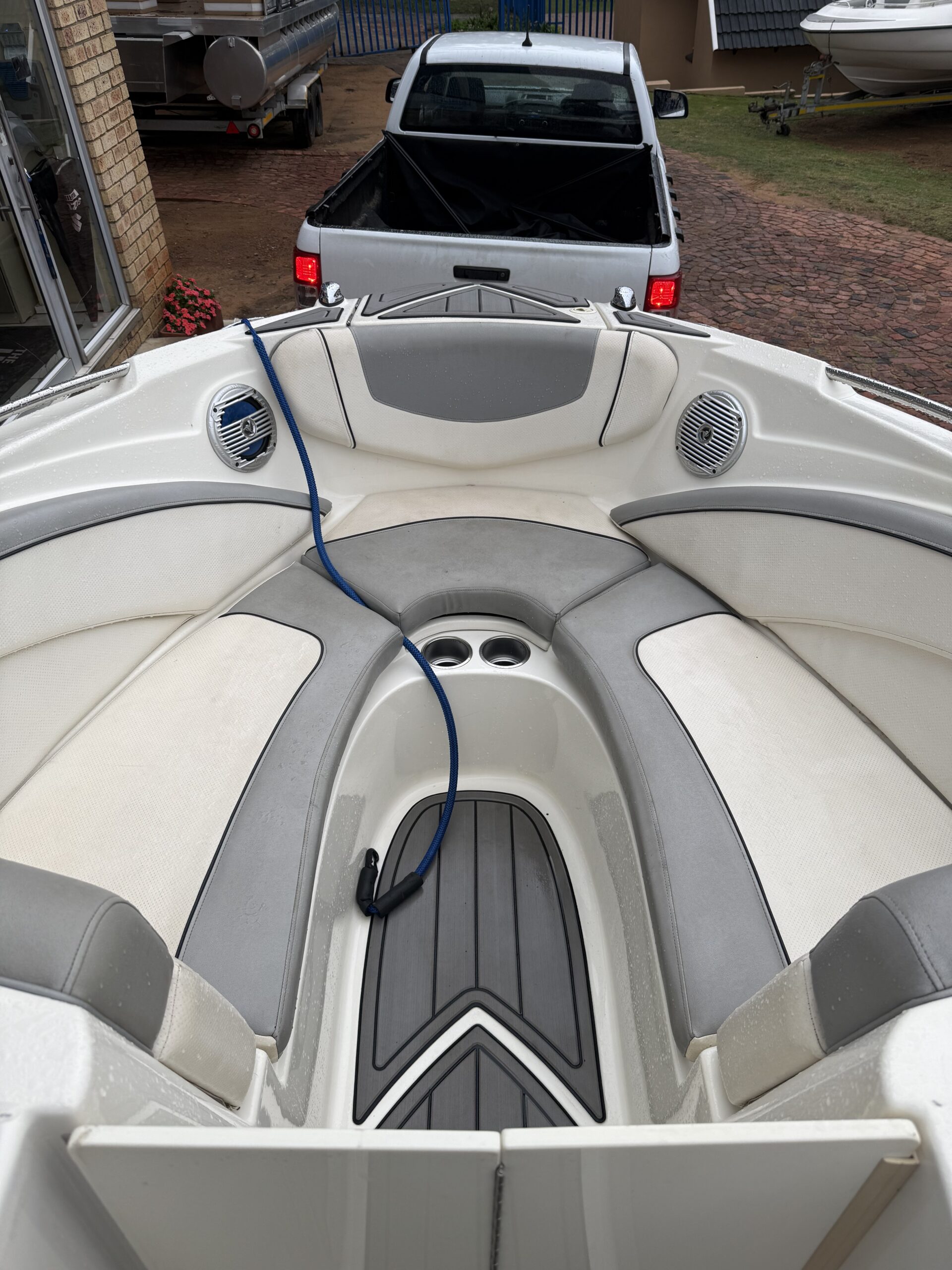 Bayliner Flight Series F-23 - Image 11
