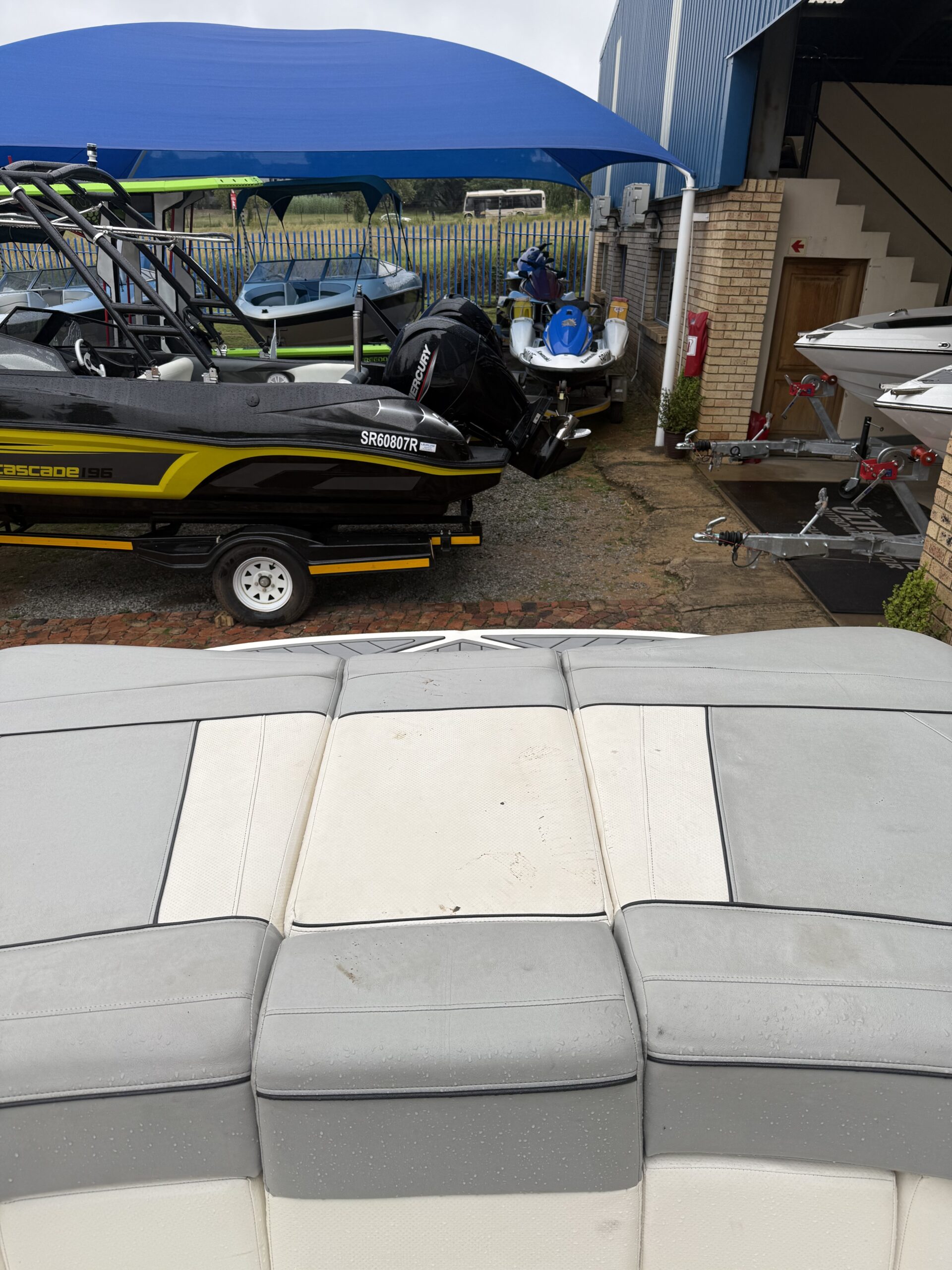 Bayliner Flight Series F-23 - Image 14