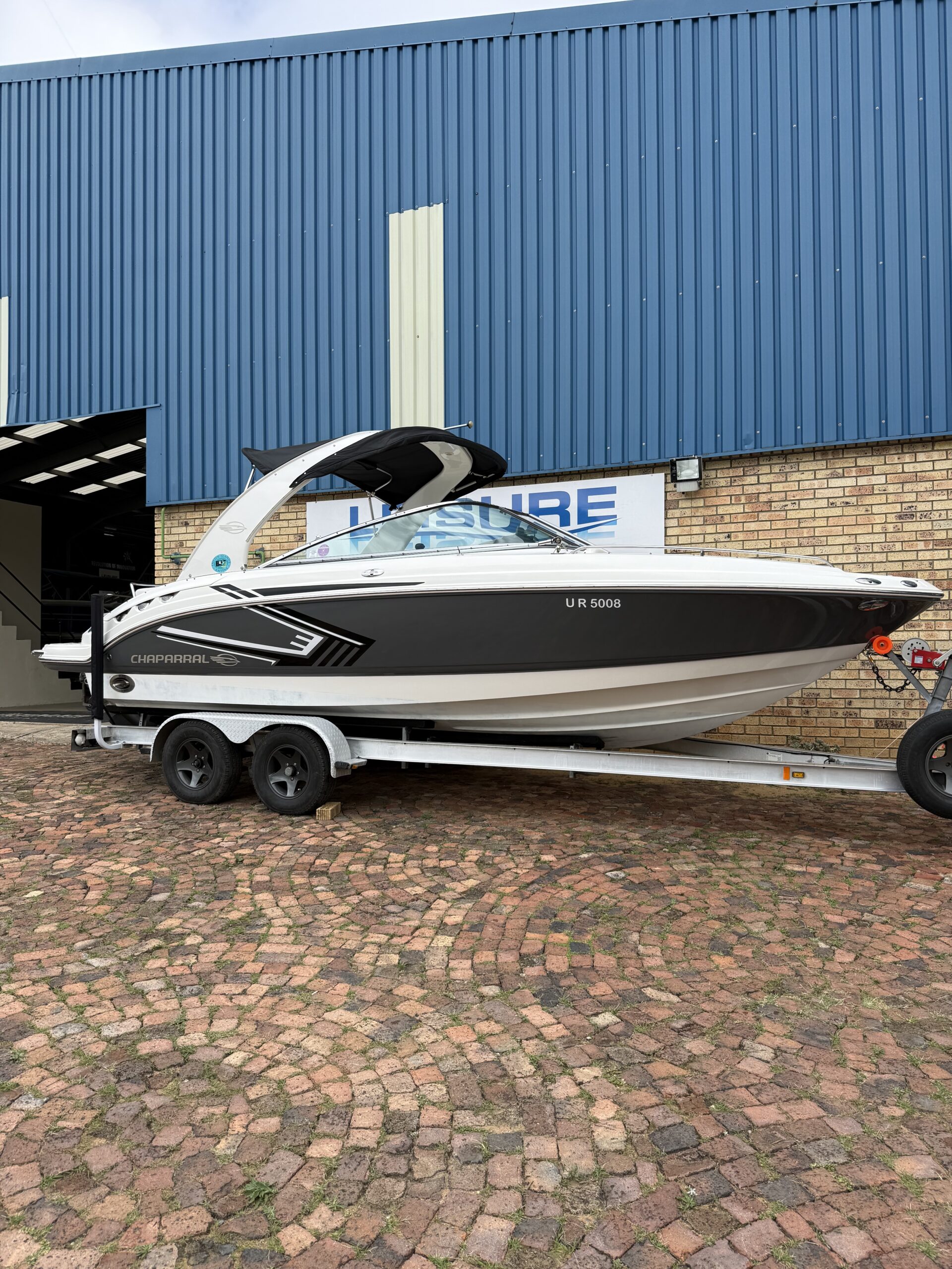 Chaparral 236 - Image 2