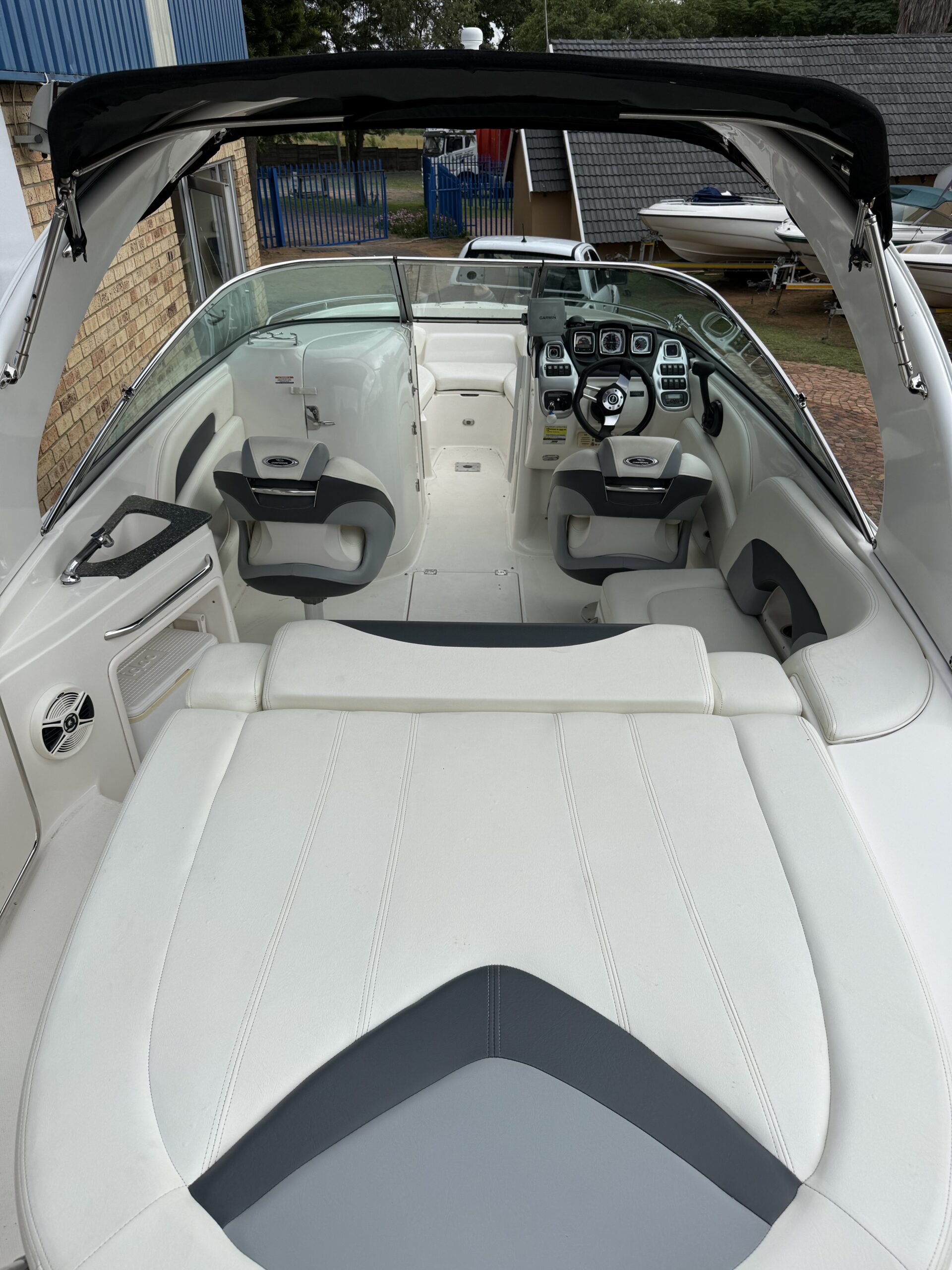 Chaparral 236 - Image 6