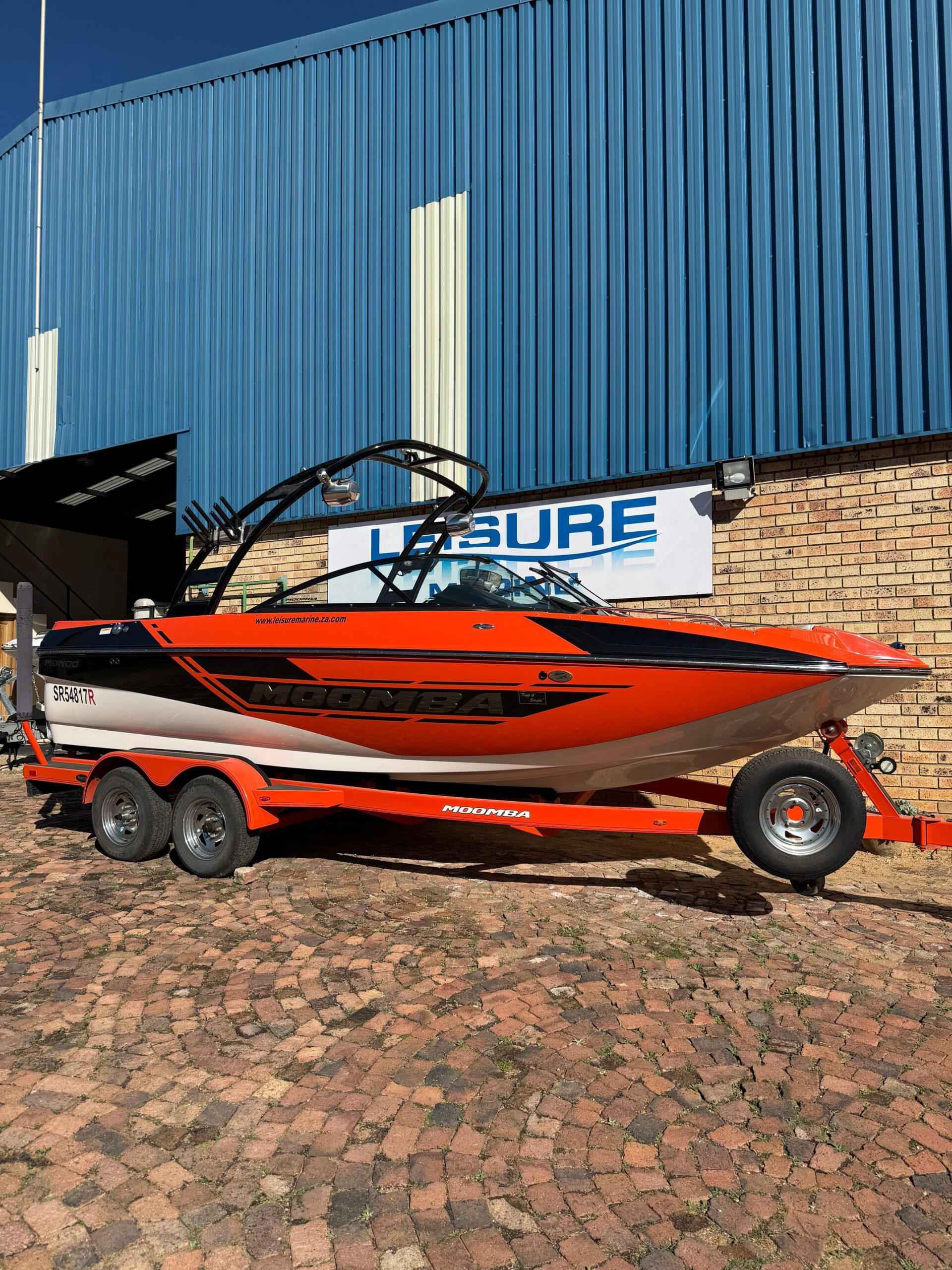 Moomba Mondo
