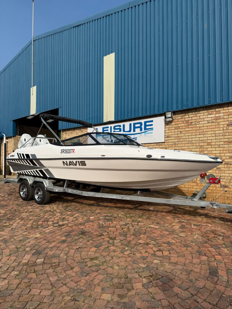 Navis 230